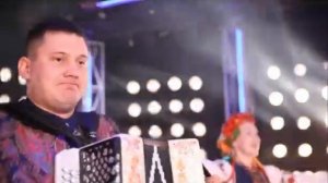 Ансамбль Веселуха "Ты ж мене пидманула"