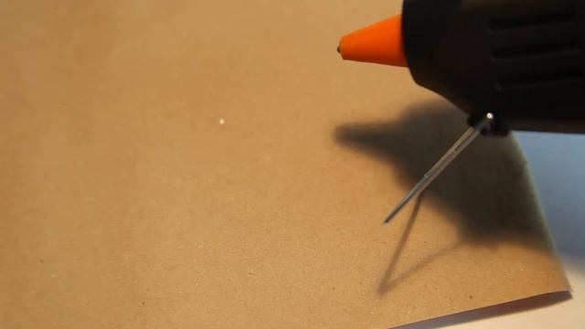 Сургучный пистолет и стержни смотреть онлайн