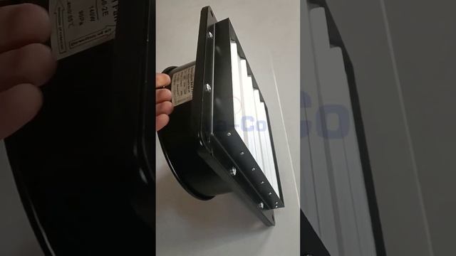 Осевой промышленный вентилятор с инерционными жалюзи Wa-Co серии AWFG смотреть онлайн