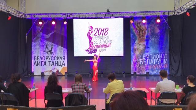 Чемпионат Беларуси по восточным танцам 2018. Взрослые 2 ОК, 1/2 финала. Будняк Олеся. смотреть онлайн