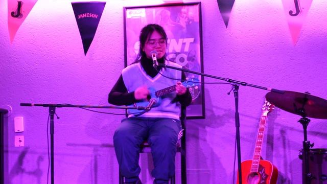Juliet - Cavetown (Cover) - MY FIRST OPEN MIC!!!! Ukelele beginners rise up смотреть онлайн