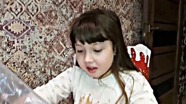 Встретила настоящего Деда Мороза - Дед Мороз подарил мне подарок смотреть онлайн