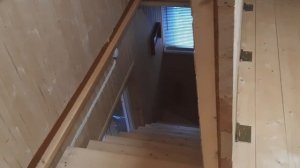 Межэтажный люк через полтора года после постройки.