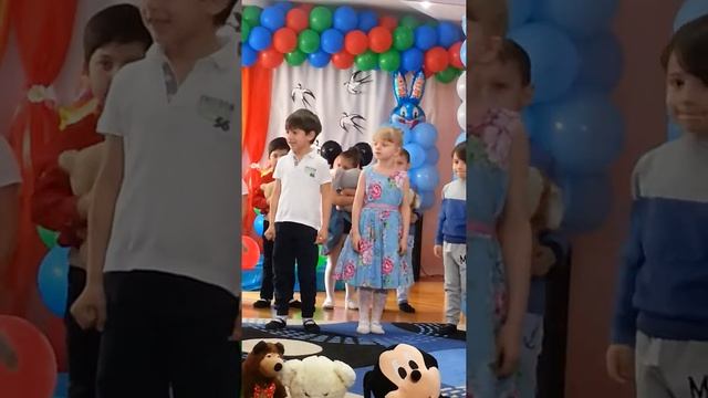 Песенка "прощайте игрушки" на выпускном смотреть онлайн