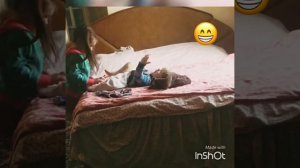 Как нужно менять памперс ???