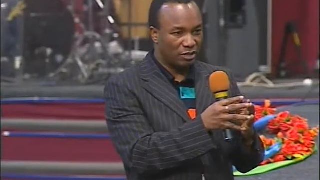 16 04 09 • Сандей Аделаджа • Жизнь по принципам смотреть онлайн