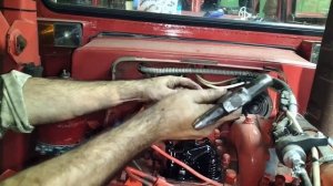 Трактор Т-25 заглох. Не работает топливная аппаратура.