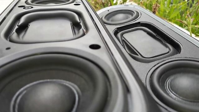 SONY SRS XB30 VS SONY SRS XB20 BASS TEST смотреть онлайн