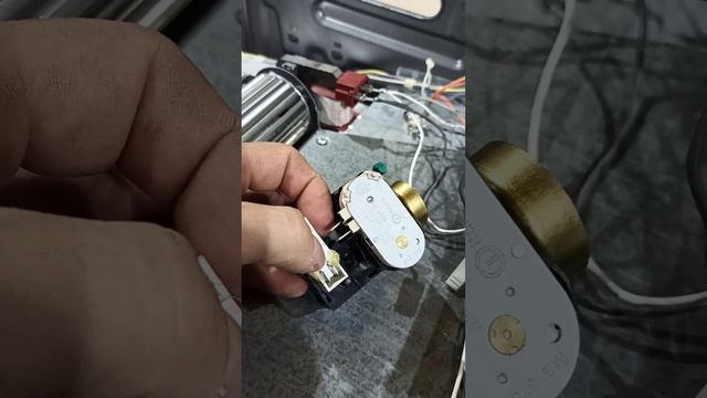 Ремонт духового шкафа Zanussi. Элементарный ремонт, который съэкономит вам не мало денег.