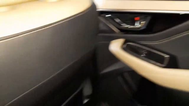 Вот Subaru Outback — Кроссовер (SUV) с необычным двигателем. 2.5 и Раскошным салоном.