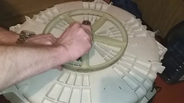 Замена Подшипника На Стиральной Машине HOTPOINT ARISTON или как нас обманывают ЧУДО МАСТЕРА