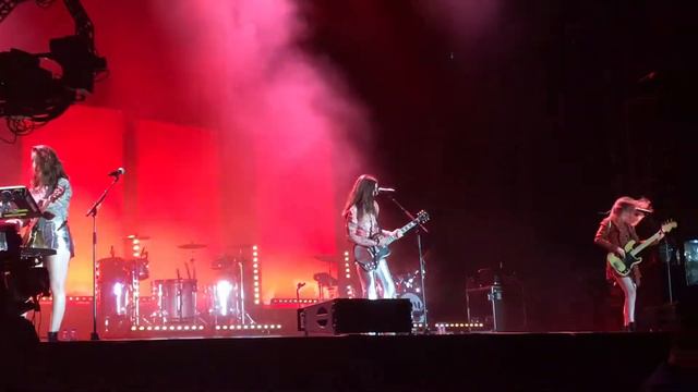 Haim - Forever @ Primavera Sound 2018 смотреть онлайн