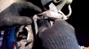 замена тормозных колодок NISSAN