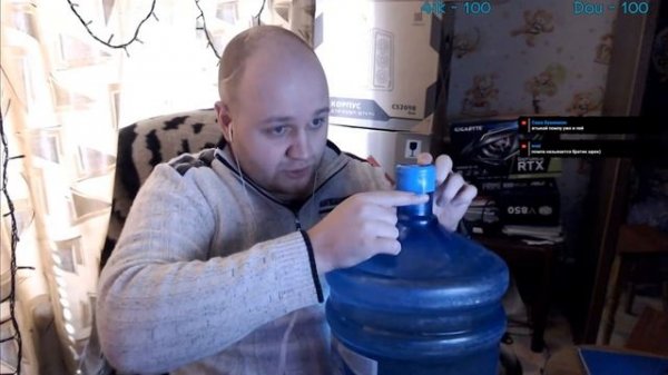 Установка помпы на бутыль с водой