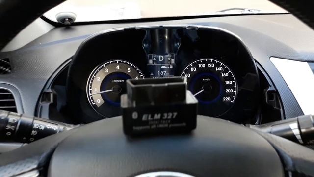 Вибрация мотора Hyundai Solaris когда "троит" и не работает один из цилиндров смотреть онлайн