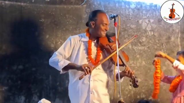 তোমার কোথা সদাই মনে পরে। কঠিন এক বিচ্ছে গান করলেন। ইবাহিম সরকার। বিন্দু বাউল মিডিয়া।বাউল বিচ্ছেদ গা смотреть онлайн