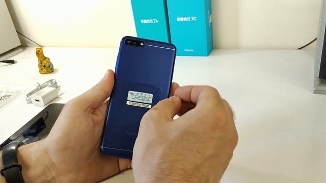 Honor 7C, Honor 7A. Xiaomi нервничают! Очень доступные и классные! На Snapdragon. Распаковка!