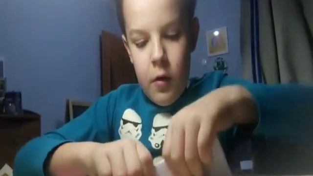 Учимся делать Томагавк из бумаги смотреть онлайн