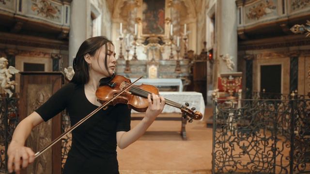Antonio Stradivari 1709 Cremona Performance by Catherina Lee смотреть онлайн
