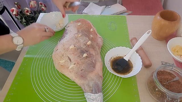 Как запечь баранью ногу_Соус для мяса_Запекаем мясо в духовке