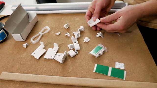 Установка рулонной шторы на пластиковое окно своими руками Инструкция как установить ролеты смотреть онлайн
