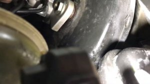 Замена главного тормозного цилиндра Audi a4 b5.
