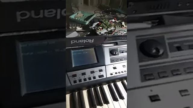 Roland VA3 смотреть онлайн