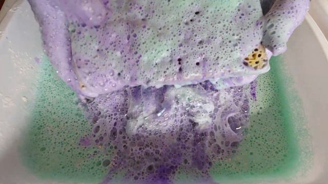 Super Sudsy Pine+Lavender Colorful Squeezing*New Favorite Sponge* смотреть онлайн