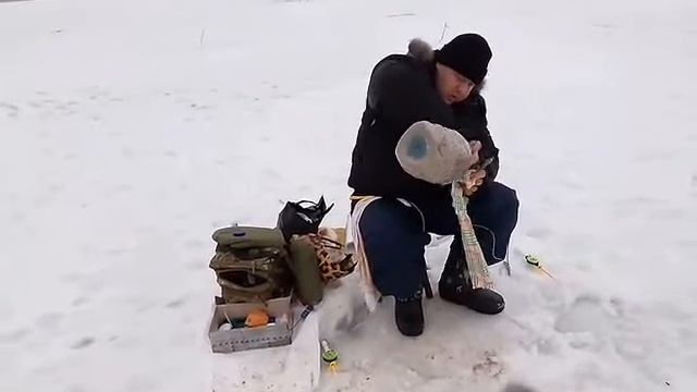 Рыбалка на Осколе 18-19 февраля 2017! Пески Радьковские смотреть онлайн