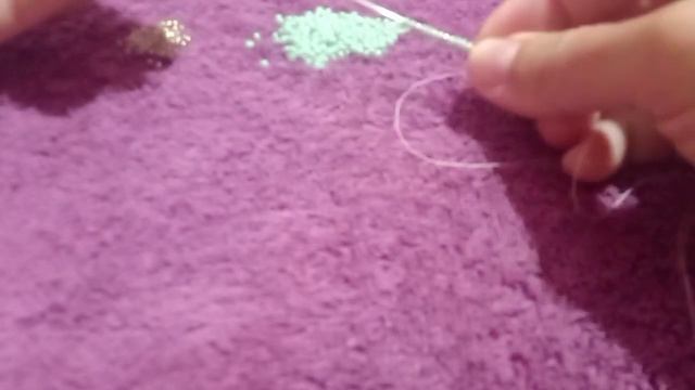 Простой вариант плетения из бисера, кольцо, браслет и чокер. смотреть онлайн