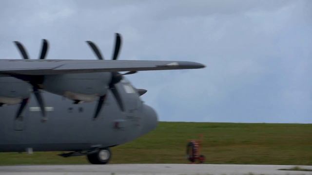 F-22 Raptors In Guam • Exercise Pacific Iron 2021 смотреть онлайн
