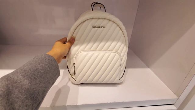 MK OUTLET SALES смотреть онлайн