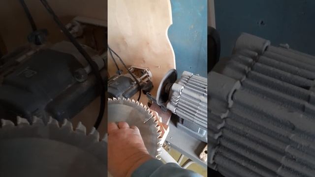 Как изготовить заточной станок для дисковых пил смотреть онлайн