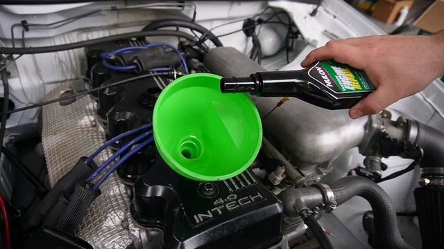A $14 BOTTLE FIXED THIS AU FALCON'S "BLOWN UP" ENGINE! смотреть онлайн