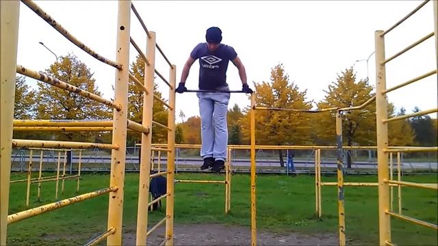 Медленный выход на одну руку. First time slow muscle up on one hand. смотреть онлайн