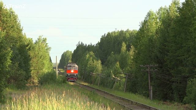 "Приветливые" Тепловоз ТЭП70-0534 с пригородным поездом Серов - Приобье смотреть онлайн