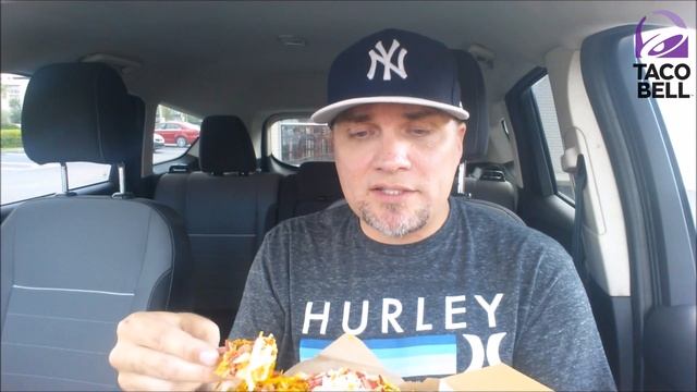 Taco Bell® Fiesta Taco Salad Nachos Review! ????