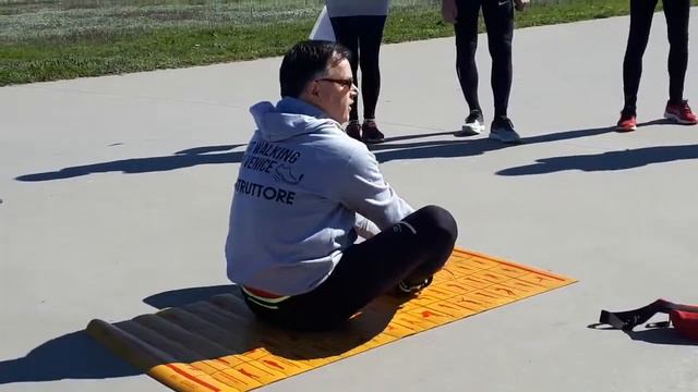 Lezione con gli istruttori di Fitwalking in Venice - Esercizi per casa. смотреть онлайн