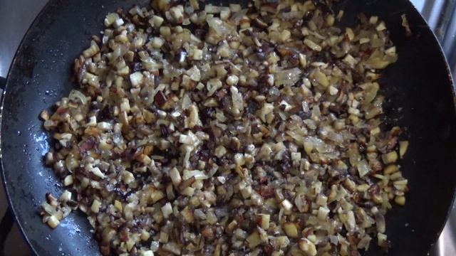 Яйца, фаршированные грибами. Вкуснейшая закуска из яиц и шампиньонов. смотреть онлайн