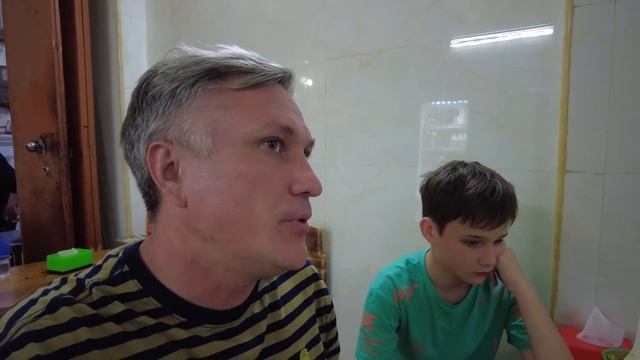 Ресторан без названия. Почему так дешево? - Жизнь в Китае #333 смотреть онлайн