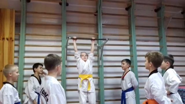Подтягивание смотреть онлайн