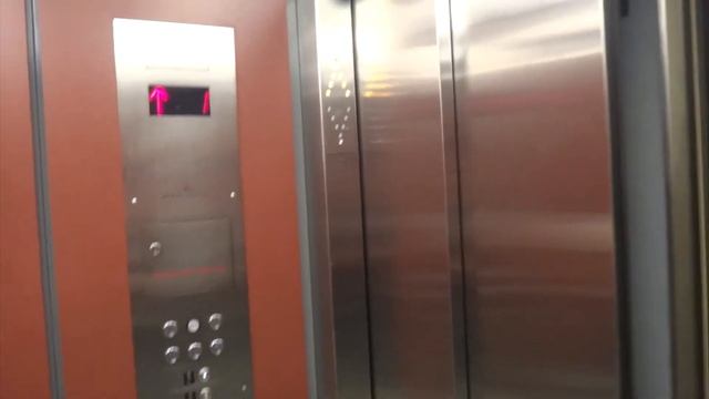 Riding the Downey-Goodlein replacement elevator in the NTID building @ RIT w/ EthanS elevators. смотреть онлайн