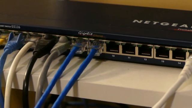 Ubiquiti Wi-Fi Access Point Unboxing смотреть онлайн