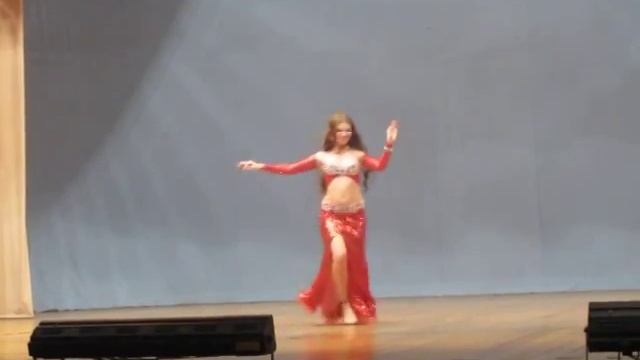 Юлия Рошан - Классическая песня (Абдель Халим Хафез - Тул Омри) смотреть онлайн