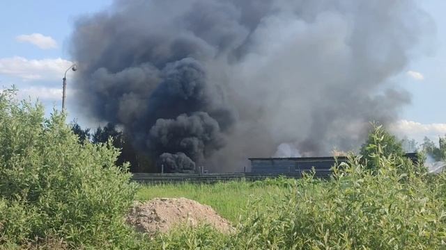Крупный пожар в Иваново 18.06.mp4 смотреть онлайн