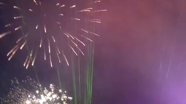 День Города в Туле лазерное шоу и салют 2013 год смотреть онлайн