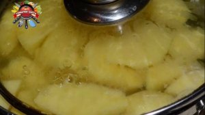 Печеный картофель, как в ресторане: что повара делают с овощем перед запеканием!