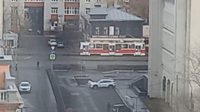 Трамвайный вагон №81 Омск, маршрут №8. смотреть онлайн