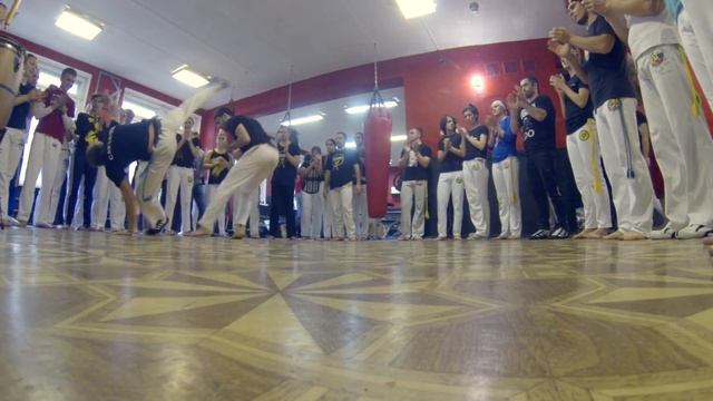 Abu e Molejo. Realcapoeira смотреть онлайн