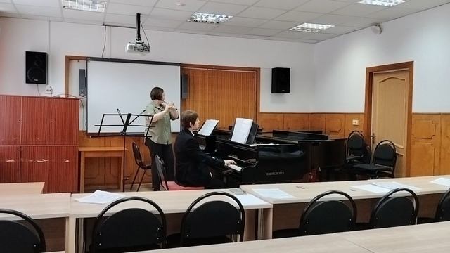 Фрагмент из зачёта концерта по дисциплине "Камерный ансамбль". Антон Хазипов и Наталья Вихирева смотреть онлайн